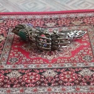 Claw Ring